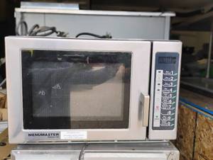 lot 43 image: MENU MASTER COMMERCIAL MICROWAVE
