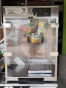 lot 46 image: GOLD MEDAL POPCORN MACHINE