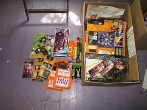 Large box of Assorted Halloween mak...