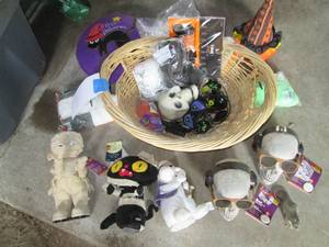 Animated figures, string lights and...