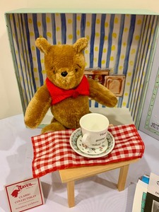 lot 84 image: Vintage Limited Edition Gabrielle Disney Classic Pooh and Royal Doulton Bear China Set