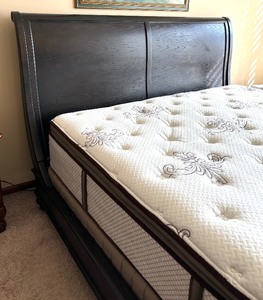 lot 6 image: Sleigh King Bed Frame