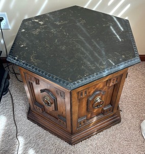 lot 23 image: Six Sided Vintage Marble Top Accent Table  Cabinet