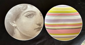 lot 44 image: Pretty Rosanna Plates and Mugs