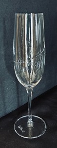 lot 112 image: Luigi Bormioli Stemware