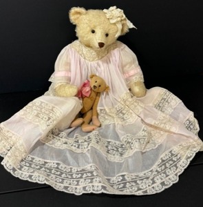lot 204 image: Bear Elegance Joan Woessner Jointed Bear Doll with Bear Friend