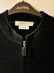 lot 170 image: Simple and Beautiful Black Sweater by Plein Air