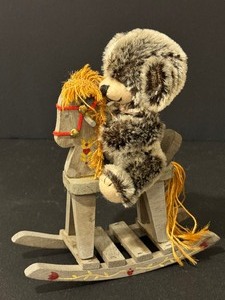 lot 138 image: Merrythought 1995 SPIKEY CHEEKY Mohair 6 Bear