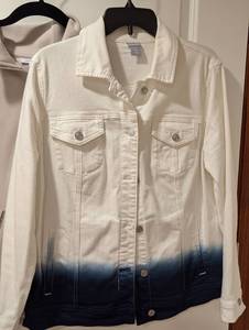 lot 285 image: Pair of Chicos Casual Jackets