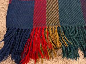 lot 289 image: Churchill Weavers Throw Blanket