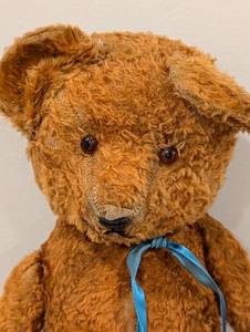 lot 293 image: Vintage Jointed Teddy Bear