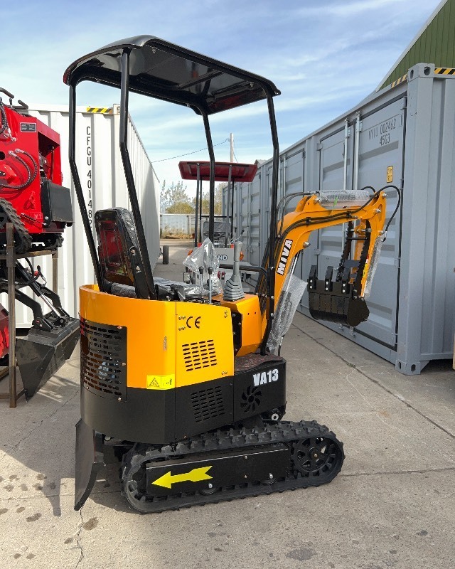 lot 293 image: 2024 AGT Mini Excavator H12R