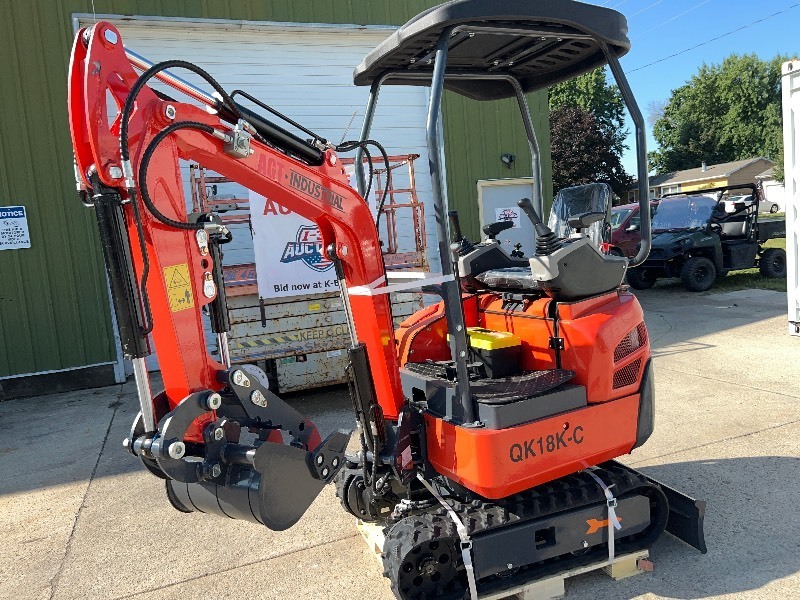 lot 148 image: 2024 AGT Mini Excavator QK18K-C with Powered Thumb
