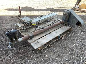lot 10 image: Wood Lathe and Duplicator