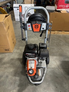 Husqvarna CR950 Briggs & Stratton Gas Pressure Washer