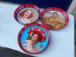 Set ot Three Corona Serving Trays