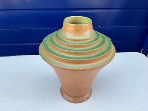 Roseville Futura Art Pottary Vase
