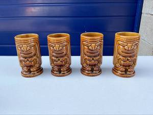Vintage Tiki Mug Set