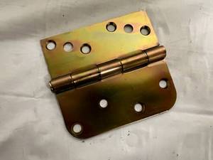 lot 39 image: 25 Stanley 4 x 3.75 Residential Hinges