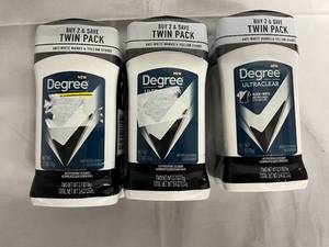 lot 79 image: 3 Twin Packs of Degree Deodorant