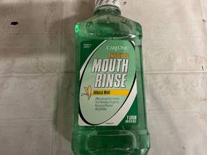lot 278 image: 6 Bottles of Vanilla Mint Mouthwash