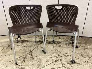 lot 2 image: MSRP $600  2 High Quality Herman Miller Caper Durable Lightweight Office Reception Waiting Room Stackable Chairs 1 With Wheels  #1 Best Seller For Herman Miller - Great Condition