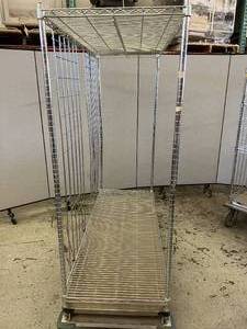 lot 21 image: Metro Adjustable Chrome-Plated Wire Cart Mobile Shelving Storage Truck - NSF Approved - In Good Condition(69 x 59.5 x 24)