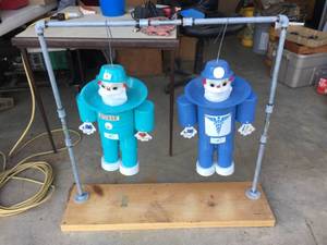 lot 126 image: Whimsical Dr & Nurse Themed Bird Feeder - Neat