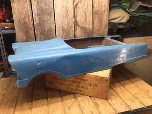 lot 130 image: Vintage 1960s CFD Engine No. 6 Pedal Car Body