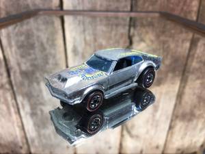 lot 168 image: 1969 Hot Wheels Mighty-Maverick - Redline