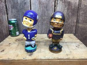 lot 190 image: 2 Collectable MN Vikings Bobbleheads