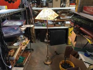 lot 216 image: Vintage Hamms - Schlitz - Pabst - Miller Floor Lamp