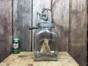 lot 260 image: Antique Dazey Churn No. 60