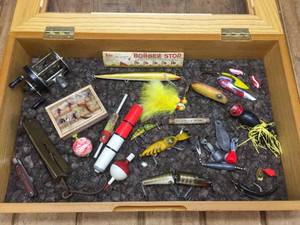 lot 280 image: Unique Antique Fishing Lure Diorama - Shadow Box Display