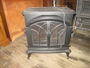 lot 9 image: (G1) Electric Light-Up Fireplace He...
