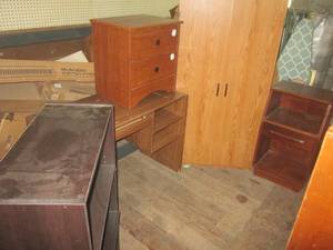 lot 43 image: (G1) Assorted Cabinets, Shelves and...