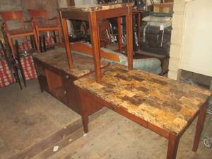 lot 45 image: (G1) 3pc Desk and Table Set...