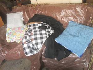 lot 48 image: (G1) Misc Coats Pillows Blanket...