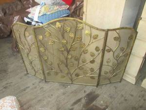 lot 72 image: (G1) Fireplace Screen...