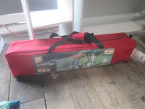 lot 100 image: (G1) 6 x 4 Foot instant canopy...