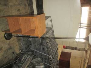 lot 107 image: (G1) Small shelf and a floor lamp...