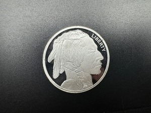 lot 90 image: BU One Ounce .999 Silver Buffalo Round
