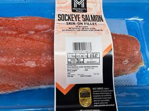 lot 20 image: E. Sockeye Salmon-Skin on Fillet - See Description for weight 