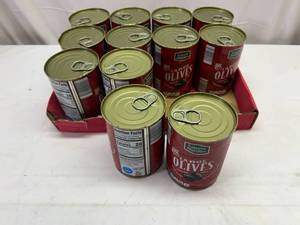 lot 120 image: 12x Tuscan Garden Large Black Olives