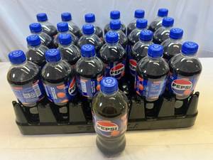 lot 133 image: 24x 20oz Bottles Pepsi-Peach