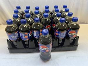 lot 138 image: 24x 20oz Bottles Pepsi-Peach