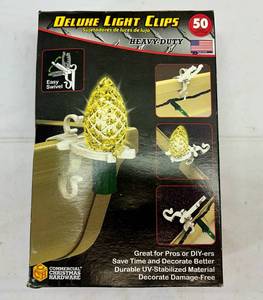 lot 187 image: MM. 50 Commercial Grade Hardware Deluxe Light Clips