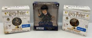 lot 13 image: Misc. Harry Potter Action Figures (NIB)
