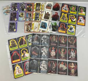 lot 47 image: Misc. STAR WARS Trading Cards (In Ptotective Sleeves)