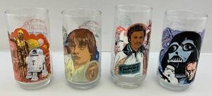 lot 156 image: 1977 Burger King STAR WARS Collectors Glasses